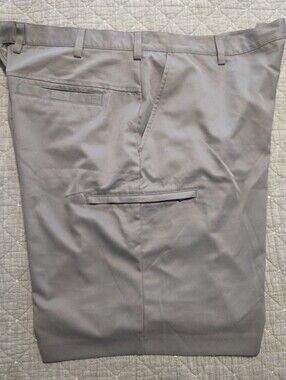 Izod Lightweight XFG Gray Golf/Casual Shorts